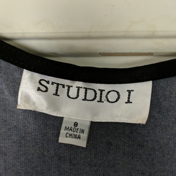 Dress - Picture 2 of 5